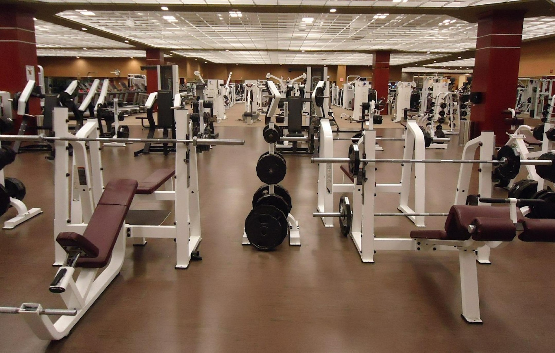 12019-gym-91849_1920